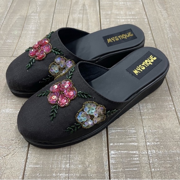 MYSTIQUE BOUTIQUE | Embellished Slip On Sandals in Black - Picture 4 of 4